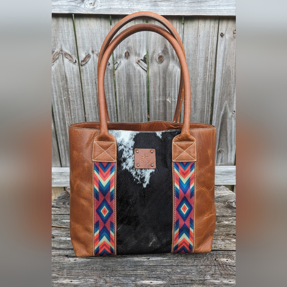 STS RanchWear Leather Cowhide Tote Purse